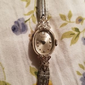 14k gold vintage watch